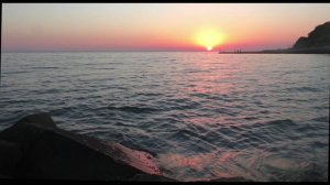 Закат на море.  Успокаивает нервную систему.