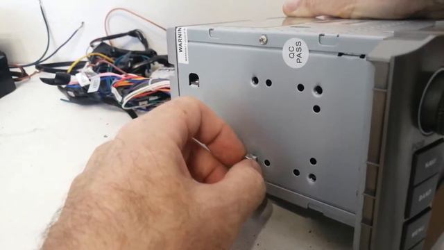 Подсветка кнопок магнитолы Toyota Avensis (T250) 2003-2008