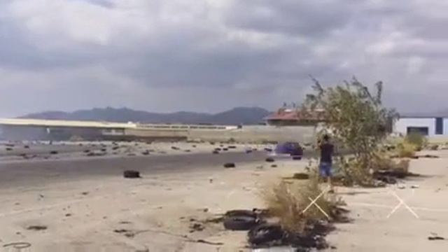 Bmw drift e30 meeting thriasio ( Greece) смотреть онлайн