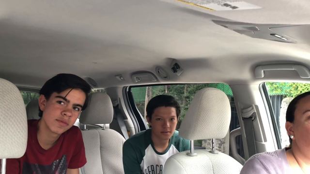 Interview to parent/Eugenio Iriarte/Diego Quezada/Juan Pablo Sanchez-4.-C смотреть онлайн