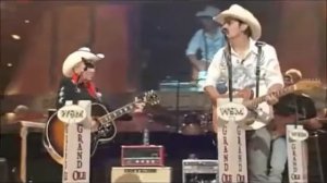 Brad Paisley Live at Grand Ole Opery - HIGH DEFINITION