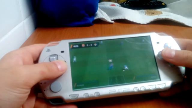 Jugando a fifa 12 psp смотреть онлайн