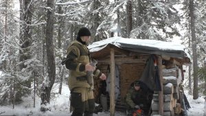 Добрались до ИЗБЫ! Открываем капканы! Начало сезона!