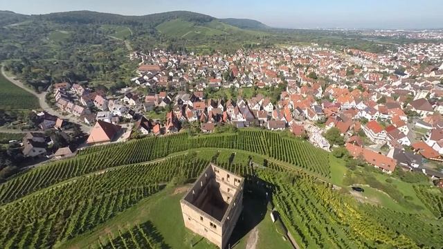 Flug über die Yburg von Kernen смотреть онлайн