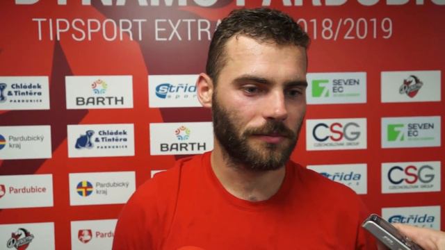 Útočník ROBERT KOUSAL po návratu: Vše je v pohodě, cítím se zase jako doma! смотреть онлайн