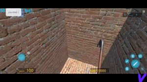 Убегаю от монстров в большом лабиринте в игре Demod демод