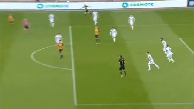 WTF - La belle demi-volée signée Panayotis Koné смотреть онлайн