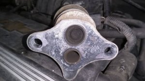Ревизия клапана EGR. на Т200 (седан) ат_USA.