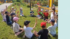 Музыкально-ритмическая игра с музыкальными инструментами на свежем воздухе