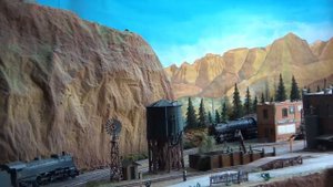 HO Black Mesa RR   Gorre and Dephatid train