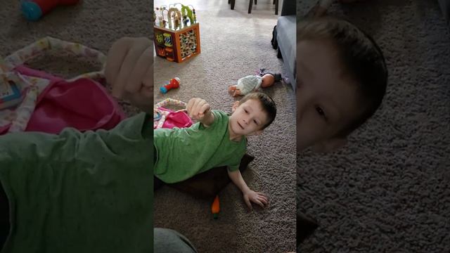 Archer talks dinosaurs. смотреть онлайн