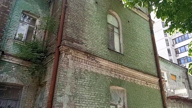 Мистический зелёный дом в Киеве смотреть онлайн