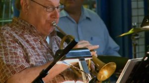 "Tin Roof Blues" played by the South Bay Jazz Ramblers at Fuddruckers, Chula Vista