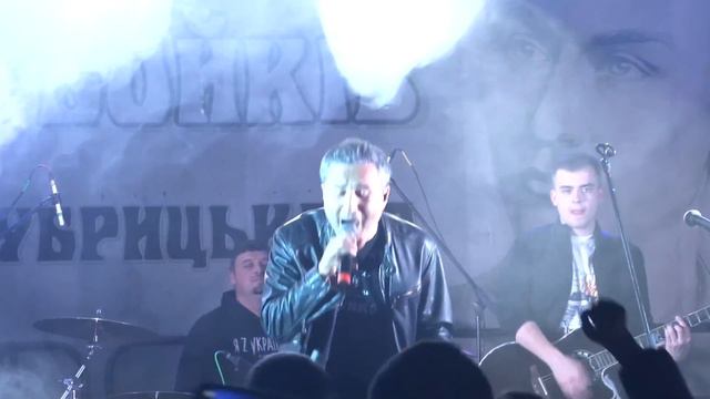 пісня "Місс" виступ на фестивалі "В гості до бойків та о.Михайла Зубрицького" гурт "Мері" смотреть онлайн