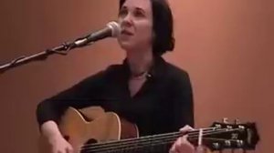 Kristin Hersh Live @ Borders, DC, 3/22/01 Pt 4 of 4