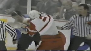 Bob Probert vs Marty McSorley Round 4 HD