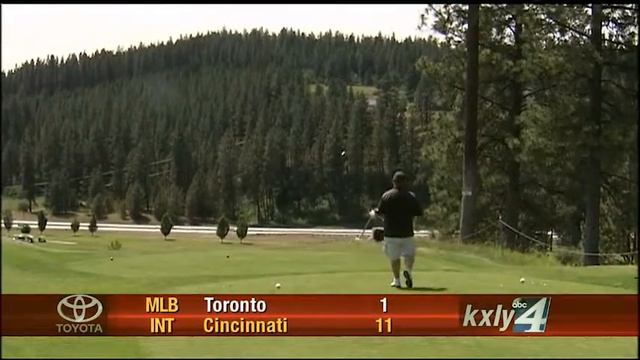 Michael Roos hosts Fish and Chip charity event смотреть онлайн