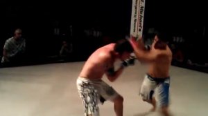 Cage Combat 9 - Joe Whichard (Kingwood MMA) VS. Alex Medina (4oz)