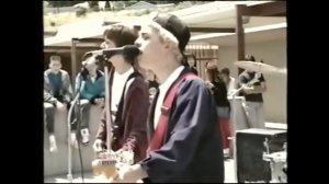 Green Day - At The Library again - live 1990