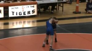 Kyle Bova (Coudersport) vs. Taylor Harrington (Fort LeBoeuf).mpg