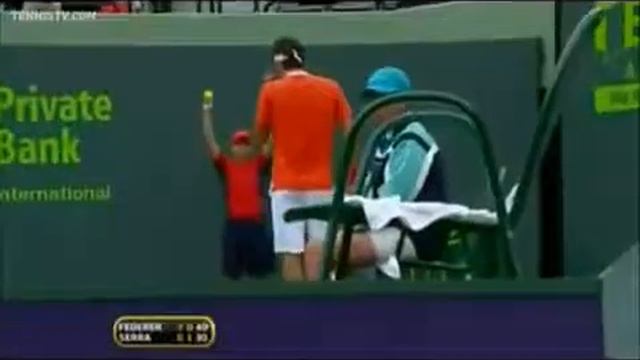 Backwards Tennis - Roger Federer vs Florent Serra смотреть онлайн