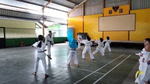 Basik 1 Taekwondo II Taekwondo SMA 3 Sumbawa.