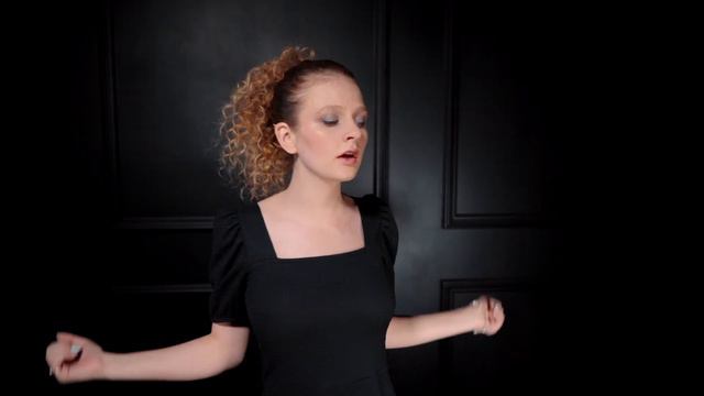 Leeloo - Right Now смотреть онлайн