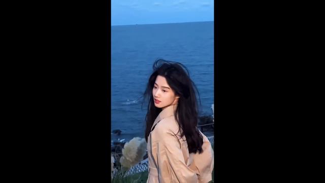 I Wish I Had Her Life (Jennifer Waris & Tiffany Giardina) M/V