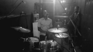 Drums cover Joseph Keren, sur le morceau de FOGANNE '' Mawu fe nussin''