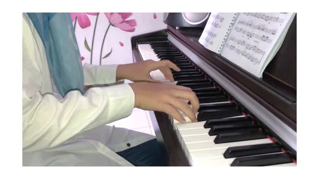 The Boys' Round Dance: from Children's Christmas - Niels Gade | LCM Grade 5 Piano 2018 - 2020 смотреть онлайн