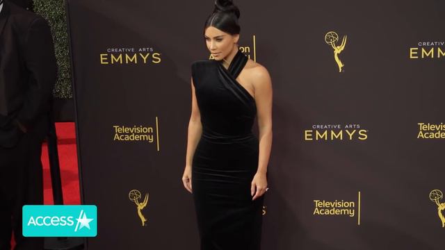 Rob Kardashian Joins Kim, Khloé, Kourtney & Travis Barker For Dinner Date смотреть онлайн