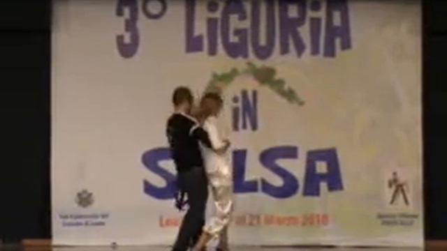 Fabio e Giovanna - Bachata Sexy.wmv смотреть онлайн