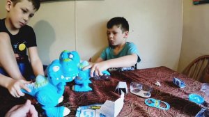 Smashers Dino Rex TOYS with the Williams boys