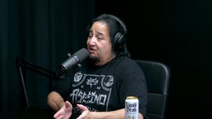 Dino Cazares Shares How METALLICA Influenced FEAR FACTORY