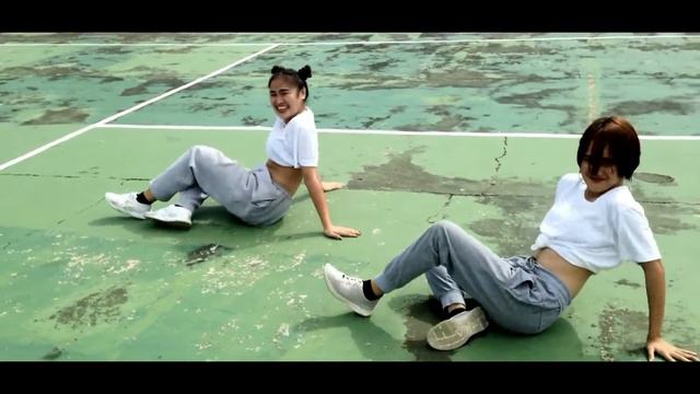 Maris Ellen Bolaños | "Apeshit" The Carters смотреть онлайн