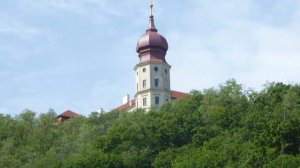 Von Weissenkirchen über Göttweig nach Krems