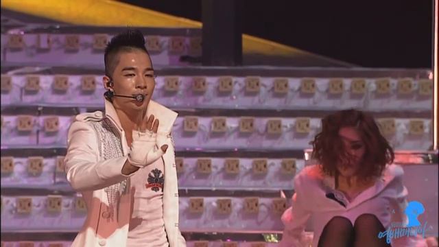 TAEYANG :: Move (SOLAR CONCERT)