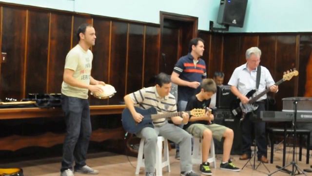 Apresentação Escola Camargo Guarnieri смотреть онлайн