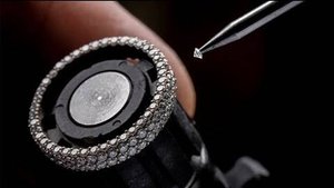 Платиновое кольцо. Многосторонняя закрепка бриллиантов