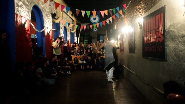 Muy Lunes - Juampy Rampirez y Daniel Arroyo - Arolas смотреть онлайн