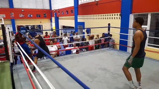 Victor Peguero vs Yoan Aguero Sparring boxing смотреть онлайн