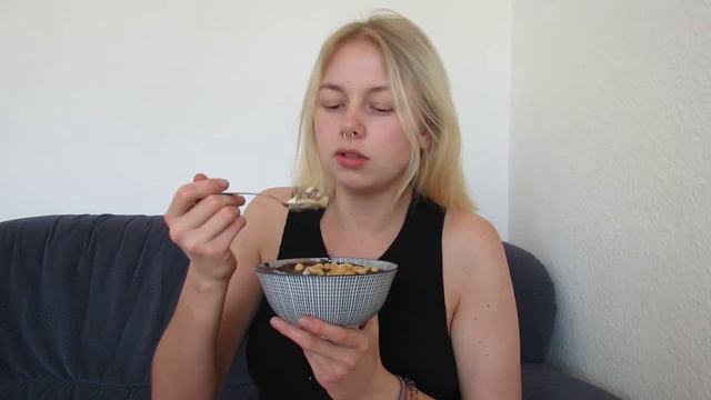 Süßigkeiten als Bowls (Snickers, Kindercountry, ...) vegan 🌱 смотреть онлайн