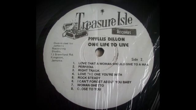 Phyllis Dillon - Love the one Youre with