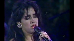 KIARA  GUILLERMO DAVILA  TESORO MIO