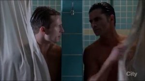 Scream Queens - Chad e Dr. Brock take a shower