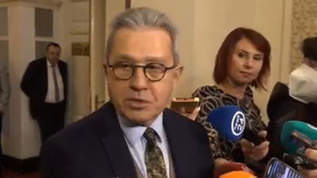 Коментар на Йордан Цонев в кулоарите 16.03.2022 смотреть онлайн