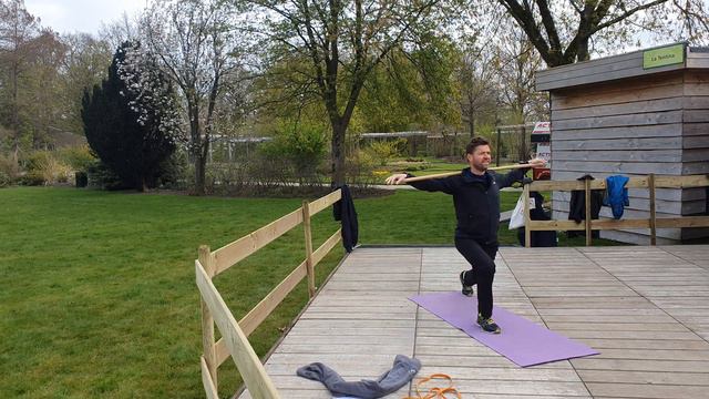 110. Seniorenfitness Home workout Sportcentrum Olympos in de Botanische Tuinen Utrecht смотреть онлайн