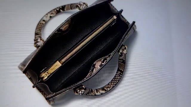 Michael KorsChantal Small Embossed Leather Messenger Bag