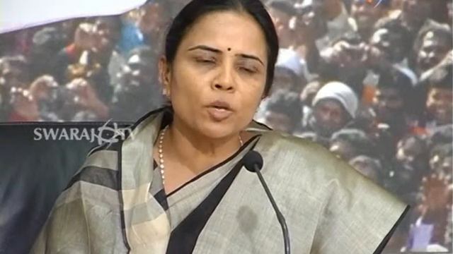 Shoba Nagi Reddy  YSRCP speaks about Telangana State Separate Division смотреть онлайн