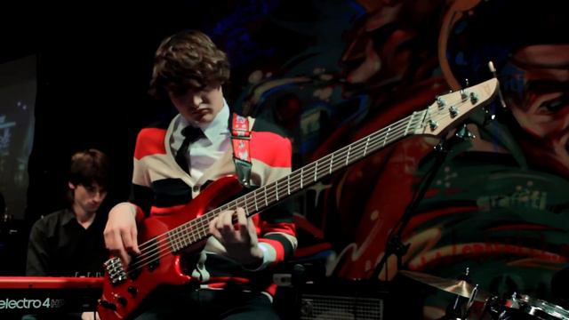 Instant Trio - To Begin смотреть онлайн